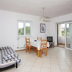 Apartments And Rooms With Parking Space Murter - 22405 * Murter