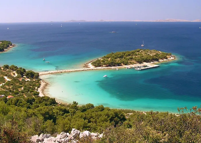 Apartment With Parking Space - 22405