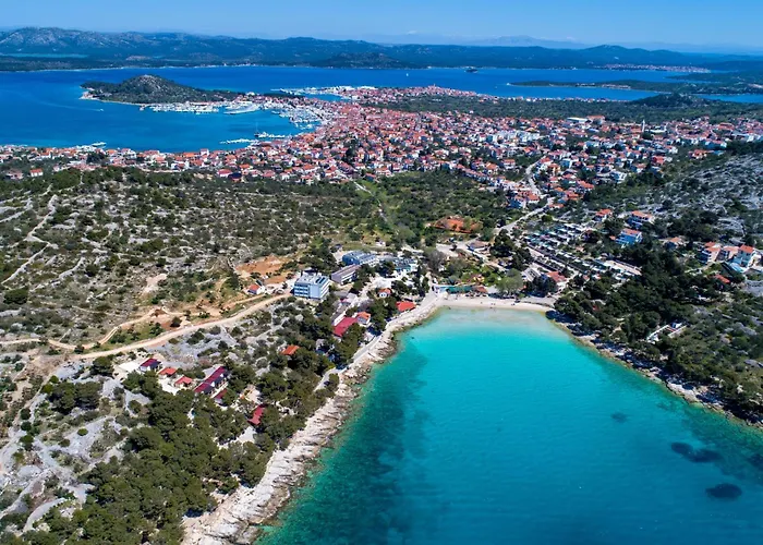 With Parking Space - 22405 Apartment